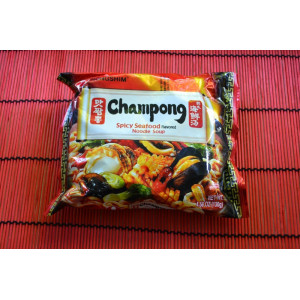 Лапша быстрого приготовления Nongshim Champong острая с морепродуктами 130г
